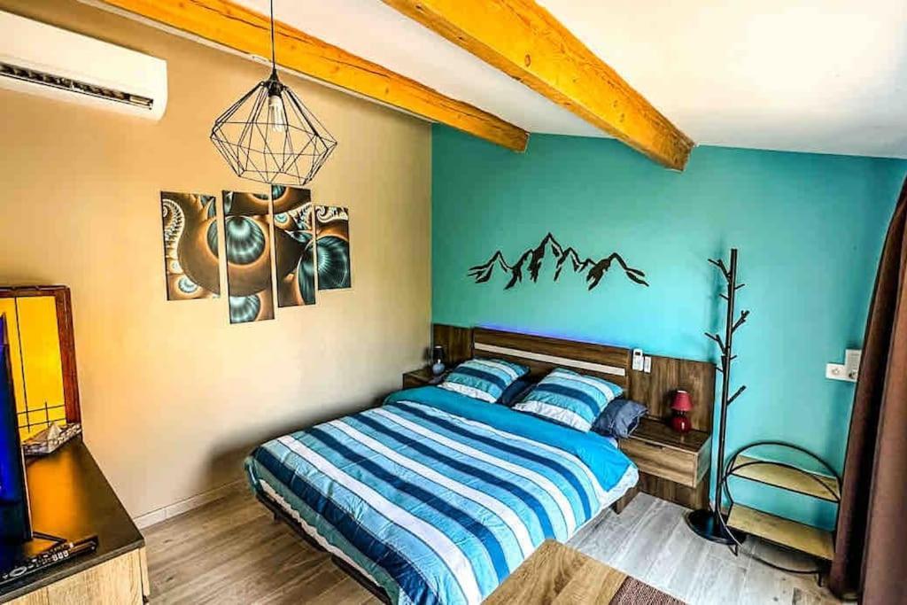 Maisonnette Jacuzzi & Piscine Sussargues