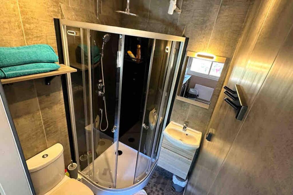 Maisonnette Jacuzzi & Piscine *